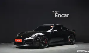 Porsche 911 Carrera 4 GTS 2023