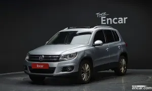 Volkswagen Tiguan 5N 2.0 TDI  Premium 2013