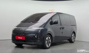 Hyundai Staria Modern Tourer 9-Seater 2021