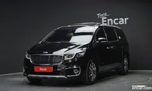 Kia Canival 9-seater Prestige 2016