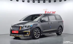 Kia Canival 9-seater Luxury 2016