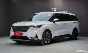 Kia Canival 7-Seater Signature 2023