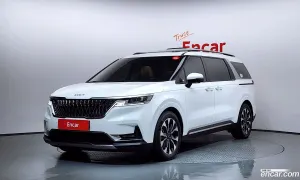 Kia Canival 9-Seater Signature 2023