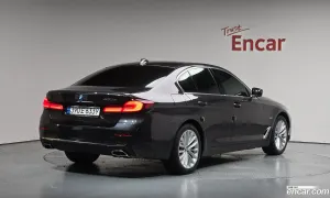 Bmw 5-series 530e Luxury 2022