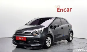 Kia Pride Luxury 5DR 1.6 GDI 2015