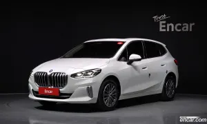 Bmw 2-series 220i Luxury 2024