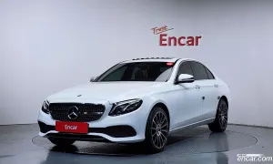 Mercedes-benz E-class E220d 4MATIC Avantgarde 2017