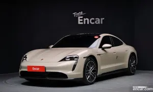 Porsche Taycan 4S 2022