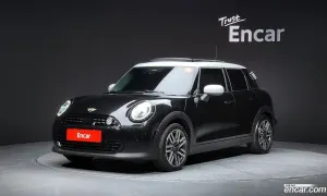 Mini Cooper 5Door Classic 2025