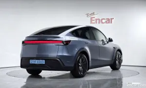 Tesla Model y RWD 2025