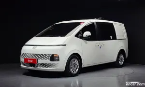 Hyundai Staria Modern Cargo 5-Seater 2024
