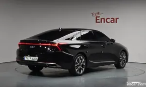 Kia K8 Noblesse 2.5 Gasoline 2WD 2021