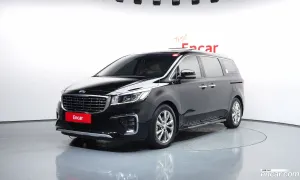 Kia Canival President 7-Seater Limousine 2018