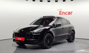 Porsche Macan 95B 3.0 GTS 2017