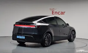Tesla Model y RWD 2025