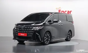 Toyota Alphard 2.5 HEV Executive AWD 2025