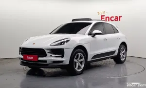 Porsche Macan 95B 2.0 2021