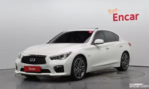 Infiniti Q50 3.5 Hybrid 2017