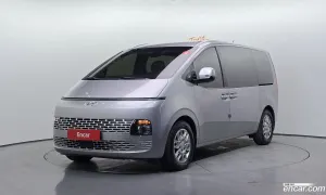 Hyundai Staria Modern Tourer 11-Seater 2023
