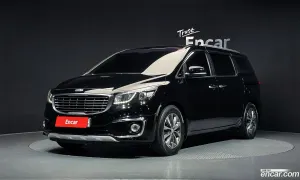 Kia Canival 9-seater Luxury 2017