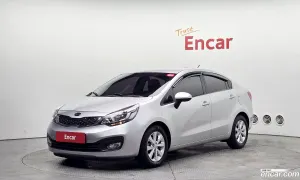 Kia Pride Deluxe 1.4 MPI Sedan 2014