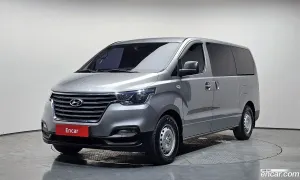 Hyundai Starex Style Van 3-Seater 2018