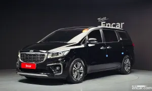 Kia Canival 9-Seater Luxury 2020