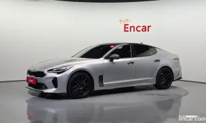 Kia Stinger Masters 3.3 Turbo AWD 2017