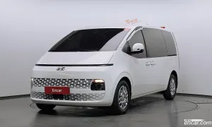 Hyundai Staria Modern Cargo 3-Seater 2021