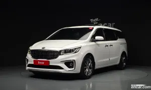 Kia Canival 9-Seater Prstige 2018