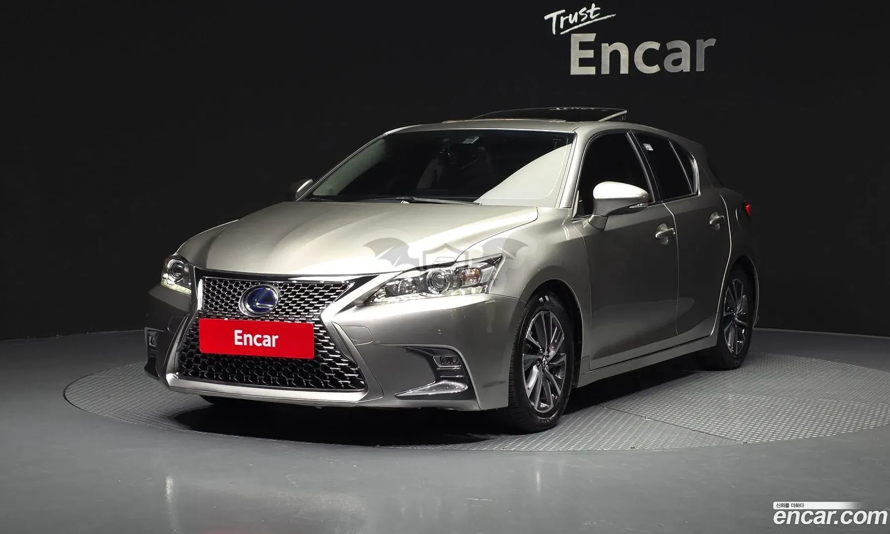 Lexus Ct200h ZWA10 1.8 Supreme 2018