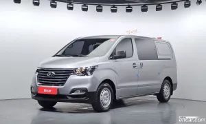 Hyundai Starex Style Van 5-Seater 2021