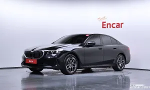 Bmw 5-series 520i 2025