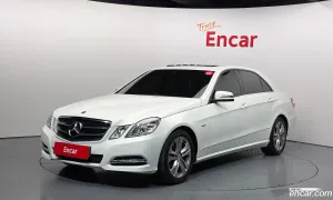 Mercedes-benz E-class E220 CDI Avantgarde 2011