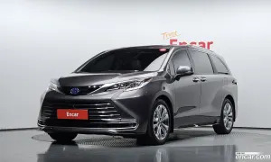 Toyota Sienna 2.5 Hybrid AWD 2023