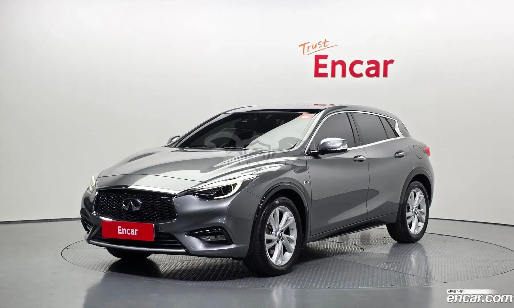 Infiniti Q30 2.0 Essential 2018