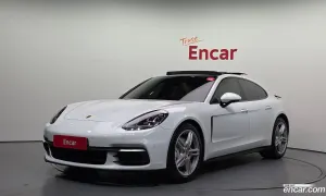 Porsche Panamera 3.0 AWD 2019