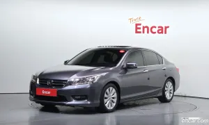 Honda Accord 9th 2.4 2015