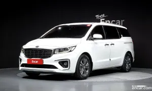 Kia Canival 9-Seater Luxury 2018