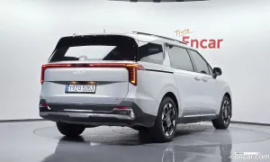 Kia Canival HEV 7seater Signature 2024