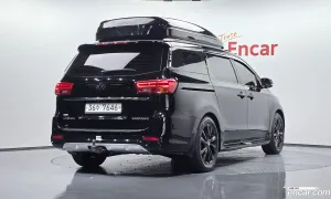 Kia Canival President 7-Seater Limousine 2018