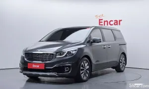 Kia Canival 9-seater Luxury 2016