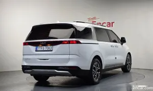 Kia Canival 11-Seater Prestige 2022
