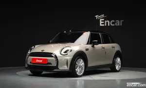 Mini Cooper 3rd 5-Door Classic Plus 2022