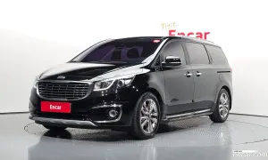 Kia Canival 9-seater Prestige 2015
