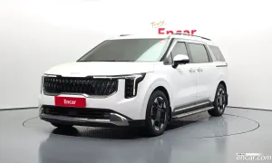 Kia Canival 7-Seater Signature 2024
