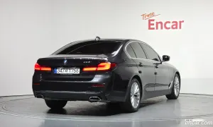 Bmw 5-series 520i Luxury 2022