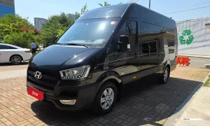 Hyundai Solati Luxury 15-seater 2017