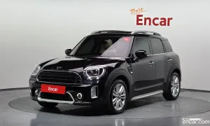 Mini Countryman 2nd Gen Classic Plus Launch Pack 2023