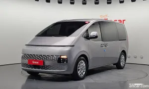 Hyundai Staria Modern Tourer 11-Seater 2024